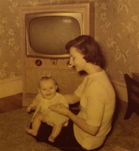 If i was born in 1970 how old i am ? My Grandma with her first born in 1952. She had her at 17 ...