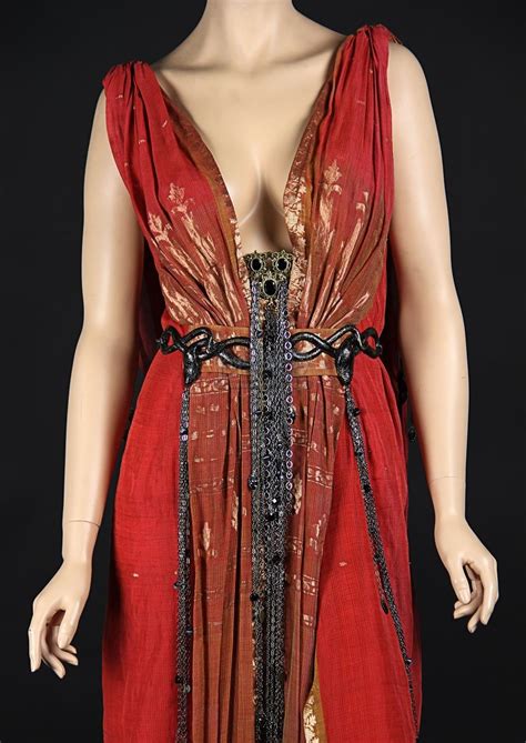 Jaime murray and lucy lawless at spartacus: SPARTACUS: BLOOD AND SAND (2010) - Lucretia's (Lucy ...