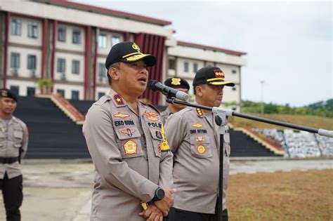 Pembentukan provinsi sulawesi barat telah diperjuangkan sejak tahun 1960. Kapolda Sulbar Tegaskan Personilnya Tidak Boleh Mudik ...