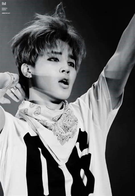 Acabado brillante fototarjetas no oficiales. Las Armis no podemos contra esto | Fotos de jimin, Jimin ...