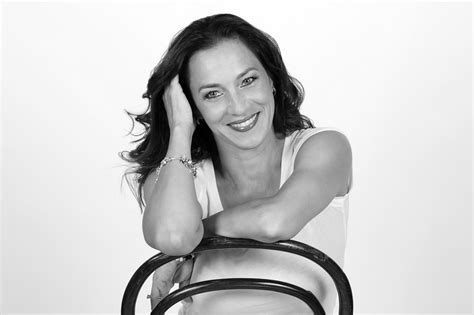 Nelly fésûs was born on december 15, 1971 in debrecen ilyen volt fiatalon deák bill gyula. Jegy.hu | Fésűs Nelly