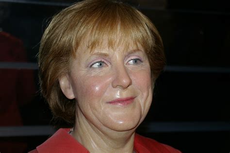 An den details des treffens werde noch gearbeitet. Der dramatische Absturz der Angela Merkel - Von ...