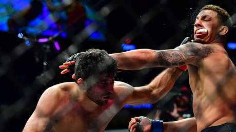 This is beneil dariush next fight and drakkar klose next fight. VIDEO: Luchador de la UFC 'apaga las luces' a su rival con ...