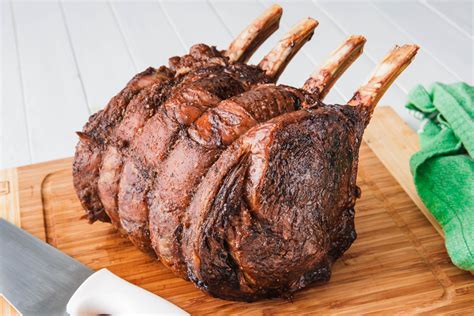 Standing rib roast is the ultimate roast beef! Prime Rib Menu Christmas - Sigis Christmas Roasted Prime ...