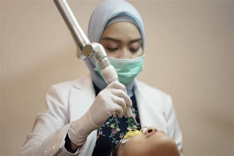 Klinik sumber bahagia merupakan klinik bersalin di depok yang terletik ada kecamatan cilodong. 7 Persiapan yang Harus Dilakukan Sebelum Facial di Klinik ...