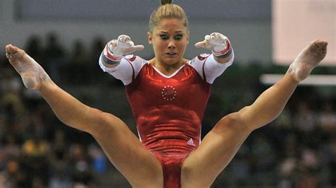 Video onde ensino passo a passo a oitavinha e exercícios para ajudar você fazer esse movimento da ginástica artística. Pan tem "caras e bocas" por medalhas: Fotos e imagens ...