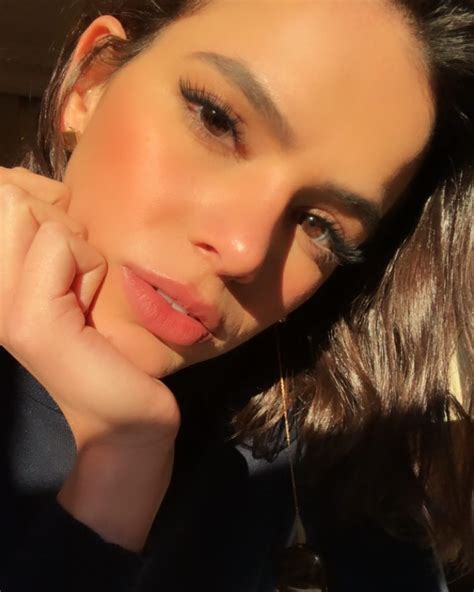 #queen #brasil #belarainha #model #actress | see more about bruna marquezine, brazil and bruna. Bruna Marquezine tem um hábito que não faz muito bem para ...