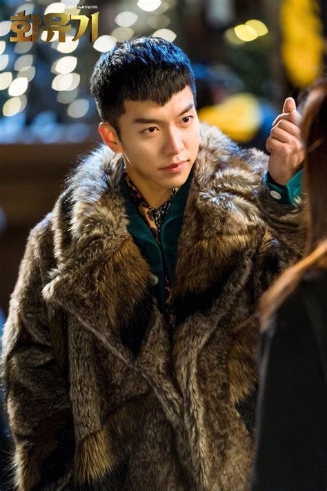 Known as the ballad prince, lee has had numerous hit songs such as because you're my he has garnered further recognition as an actor and rose to international popularity around asia with leading roles in popular dramas such as. Lee Seung Gi Takes A Look At All His Past K-Drama Roles ...