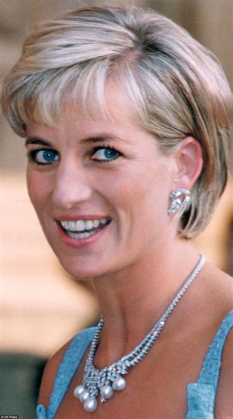 Princess diana only cut her hair 1/4 inch at a time so fans wouldn't notice. Diana hairstyle that was her crowning glory | Daily Mail ...