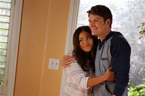 Her life takes a big turn for the unexpected when her doctor (dr. Reasons to Be Team Michael on 'Jane The Virgin'