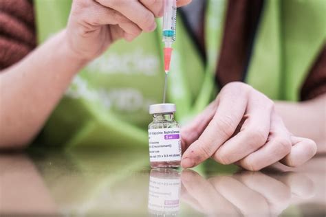 The name of the vaccine was changed to vaxzevria on 25 march 2021. België wacht advies van EMA af over AstraZeneca-vaccin ...