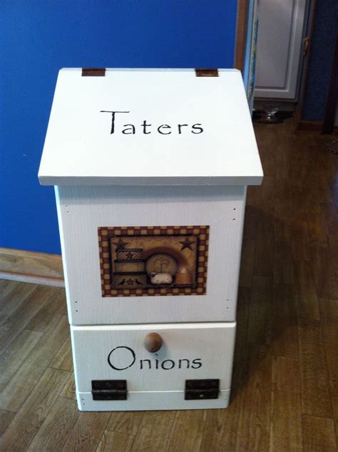 Large potato & onion bin. Tater & Onion Box | Kitchens | Pinterest | Onions ...