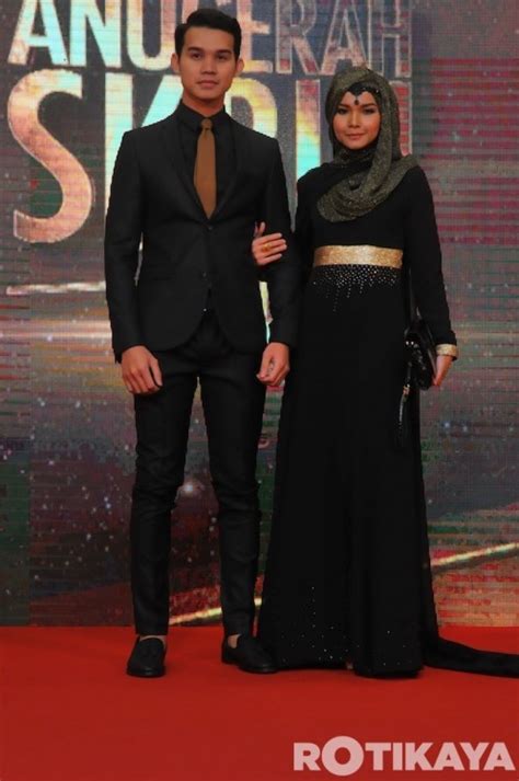 See more of anugerah skrin on facebook. Gambar Artis Anugerah SKRIN ASK 2015 | Cerita Budak Sepet