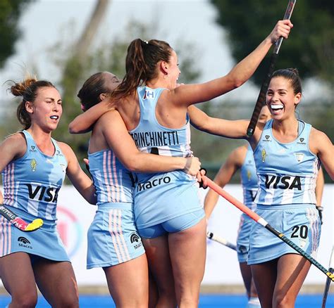 Entre las citadas, informó la confederación argentina de hockey, se destaca la defensora noel barrionuevo , la jugadora con más participaciones en juegos olímpicos: Jugadoras de jokey las leonas argentinas porno gratis ...