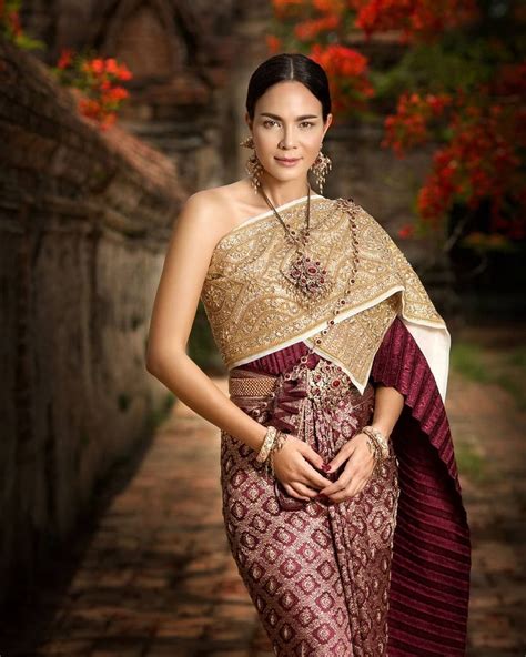 pin-by-nootty-on-thai-dress-traditional-dresses,-thai-traditional-dress,-thai-dress