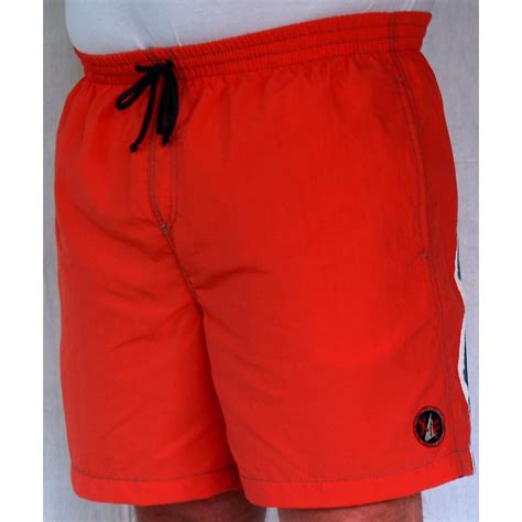 Achetez parmi un large choix de short de sport de marque sur inderwear.com ! Short bain rouge grande taille homme Maxfort piscine pas cher