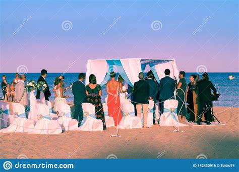 Nautinclub matrimonio in spiaggia, fiumicino. Nozze Celebrate Sulla Spiaggia Dal Mare Al Tramonto ...