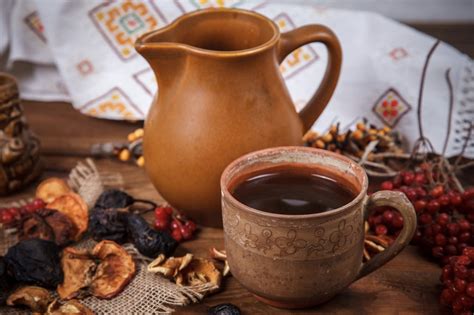 Як варити узвар із сухофруктів: рецепт приготування
