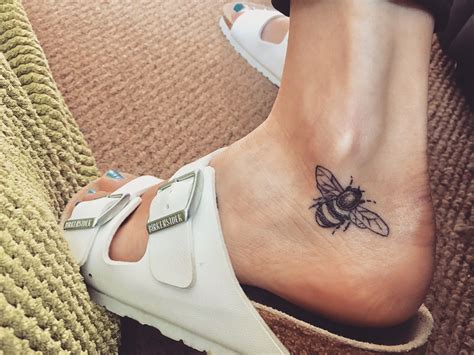 Among the most popular tattoo placement areas is the foot. foot placement tattoos #Foottattoos | Foot tattoos