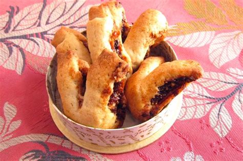 Cuccidati siciliani, also spelled as cucciddati are typical italian fig cookies from sicily that are made during christmas time and big holidays. Sizilianische Cuccidati : Das beste Guetzli 2015 ...