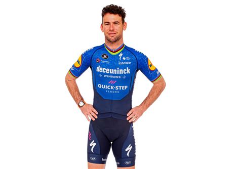 Mark cavendish admitted he would not be able to repeat his previous success after rejoining the mark cavendish has ended speculation over his future by agreeing a deal to return to. mark-cavendish-deceuninck-quickstep-2021 - Zikloland