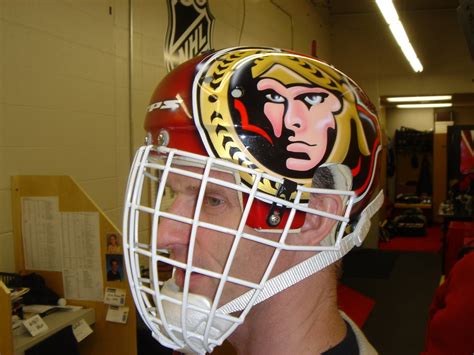 The cage/helmet combo mask, worn by dominik hašek. Dominik Hasek Senators 2006 | This mask painted by Dave ...