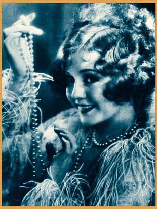Who are serena and talia pitts mother rasna? Nancy Carroll Weight Height Ethnicity Hair Color