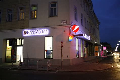 Deutsche bank reports profit before tax of € 1.2 billion in the second quarter of 2021. Bank Austria Filiale am Genochplatz ist Geschichte ...