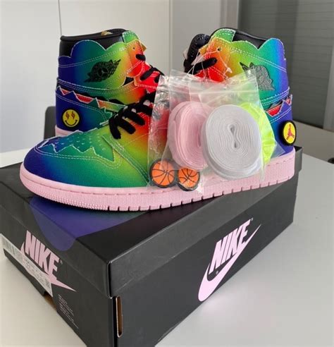 According to j balvin himself, his air jordan 1 collab will be getting a release this year, most likely in november. J Balvin Air Jordan 1 DC3481-900 Release Date - Sneaker ...