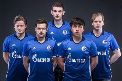 Welcome to the official twitter page of the schalke 04 esports team, competing in the #lec, prime league, fifa & pes. FC Schalke 04 eSports League of Legends LCS