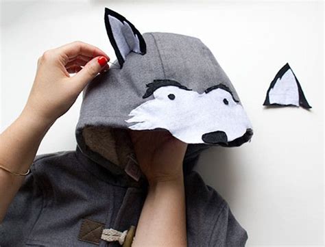 Déguisement loup garou fait maison source google image: DIY : Manteau Petit loup ! | Deguisement loup, Costume du ...