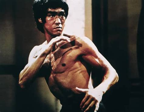 Bruce lee — leave a flower. Todesursachen: Daran sind James Dean, Elvis Presley & Co ...