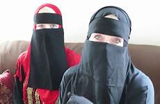 niqab mom muslim christian banned