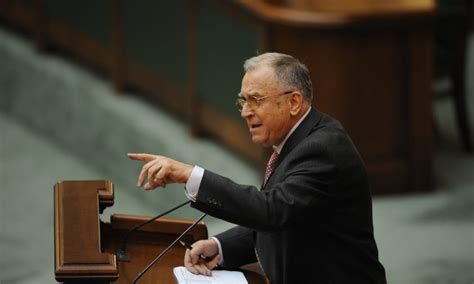 Born 3 march 1930) is a romanian politician who served as president of romania from 1989 until 1996, and from 2000 until 2004. Ion Iliescu nu poate fi acuzat de infracțiuni contra umanității