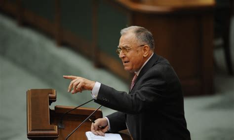 A member of the communist party from 1953, he held a series of party posts before he was elected a member of. Ion Iliescu nu poate fi acuzat de infracțiuni contra ...