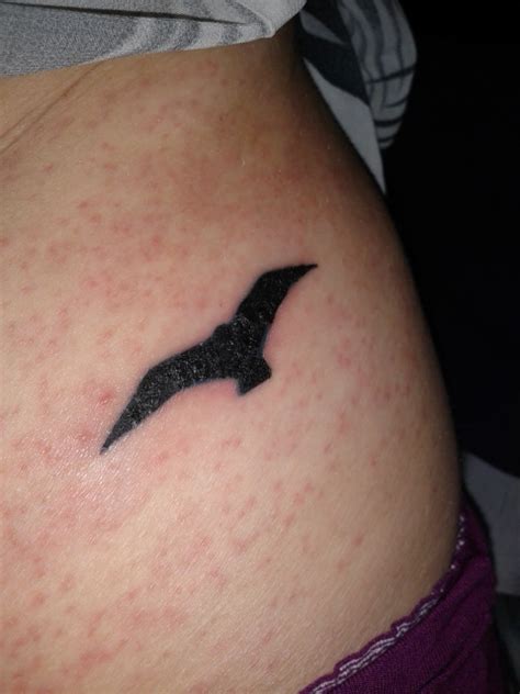 It's an unpleasant side effect of body art, one that could cause a mild to containing ingredients like logwood, iron oxide, and carbon puts black ink on the radar for potential allergic reactions. How to Identify and Fix an Infected Tattoo