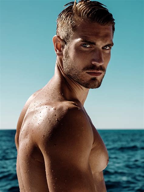 From latin lucas, from ancient greek λουκᾶς (loukâs, man from lucania). LUCAS BLOMS | Ave Management