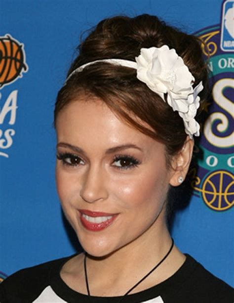 And alyssa milano reiterated tuesday that she is still experiencing debilitating symptoms 14 months after contracting the coronavirus. Juwel Pocken alyssa milano kurze haare Hindernis