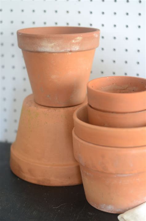 Clay pot cooking is an easy & natural process, and once you are used to it it's so hard to go back to conventional cookware. Clay Pot Cookware - Flameware Clay Bean Pot: The Easy ...