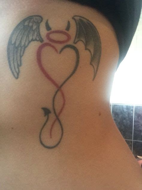 Witziges wandtattoo für den bereich über das wort engel ist mit einem heiligenschein versehen. Pin on Tattoos