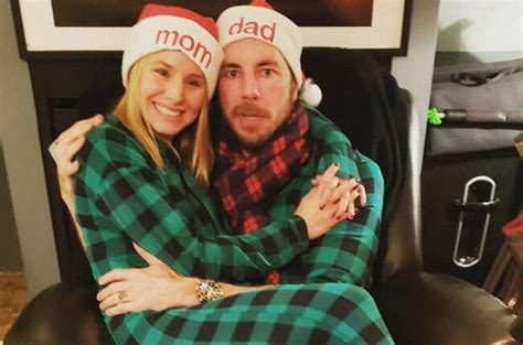 #delta shepard #kristen bell #dax shepard. Dax Shepard Shares a Picture of His Wife and Two Daughters | Al Bawaba