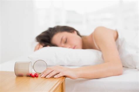 35+ Ide Cara Mengatasi Insomnia Alodokter - Anna K. Cummings