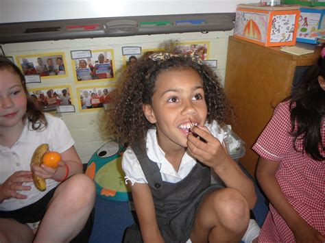 Some foods are fruit salads, dried fruits and nuts, sandwich wraps, eggs, orange juice. FAIRLOP PRIMARY SCHOOL: Fruity Friday!