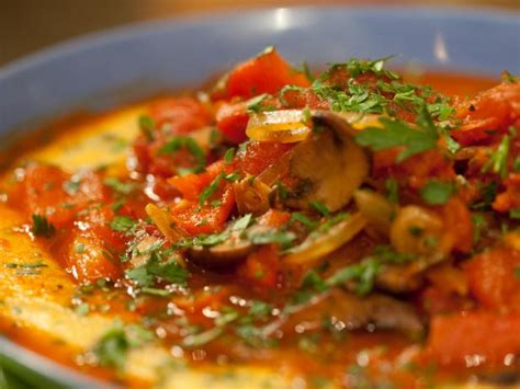 You won't be spending time doing the dishes tonight! rachael ray's roast squash and chicken thighs. Smoky Spanish Hunter's Chicken Recipe | Rachael Ray | Food ...
