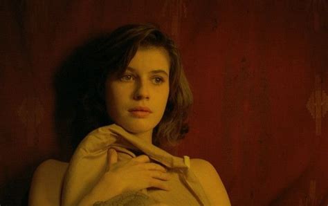 Krzysztof kieślowski's films include three colors: 10 Essential Krzysztof Kieślowski Films You Need To Watch ...