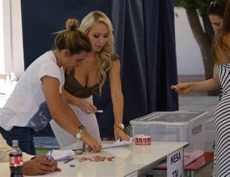 A raíz de esto, otro rostro conocido tomó su lugar. Daniella Chavez, la reina de las elecciones - miBrujula.com