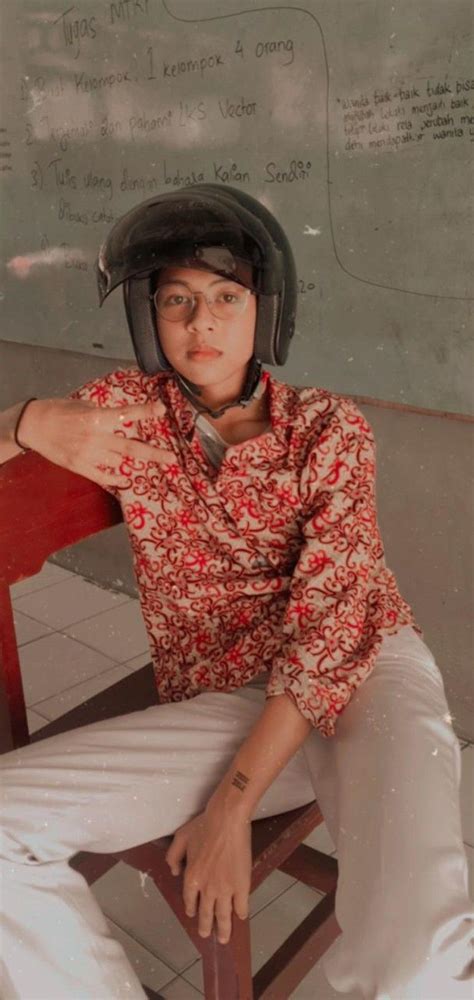 Lihat ide lainnya tentang potret diri, gambar teman, fotografi remaja. Cogan Indonesia di 2020 | Potret diri, Gaya remaja, Gaya ...