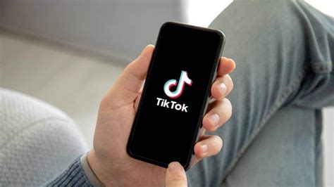 However, this application is only designed for the above 18 age users. TikTok APK + MOD 18.6.5 (Premium/No Watermark) Download