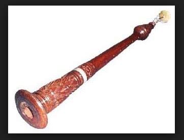 Serunai, atau juga disebut puput serunai, adalah nama alat musik tiup yang dikenal di indonesia sebagai alat musik tradisional masyarakat minang.bagian unik dari serunai adalah ujungnya yang mengembang, berfungsi untuk memperbesar volume suara. Pengertian Alat Musik Tradisional Serune Kalee asal Aceh ...