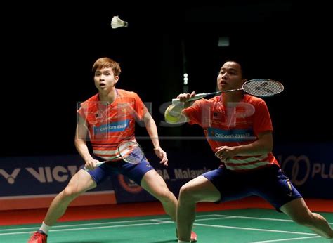 Kejayaan beregu badminton negara, aaron chia dan soh wooi yik memenangi pingat gangsa di sukan olimpik 2020 di tokyo, jepun, malam tadi, diraikan selebriti yang mengucapkan tahniah. Aaron, Wooi Yik impi layak Tokyo 2020 | Harian Metro